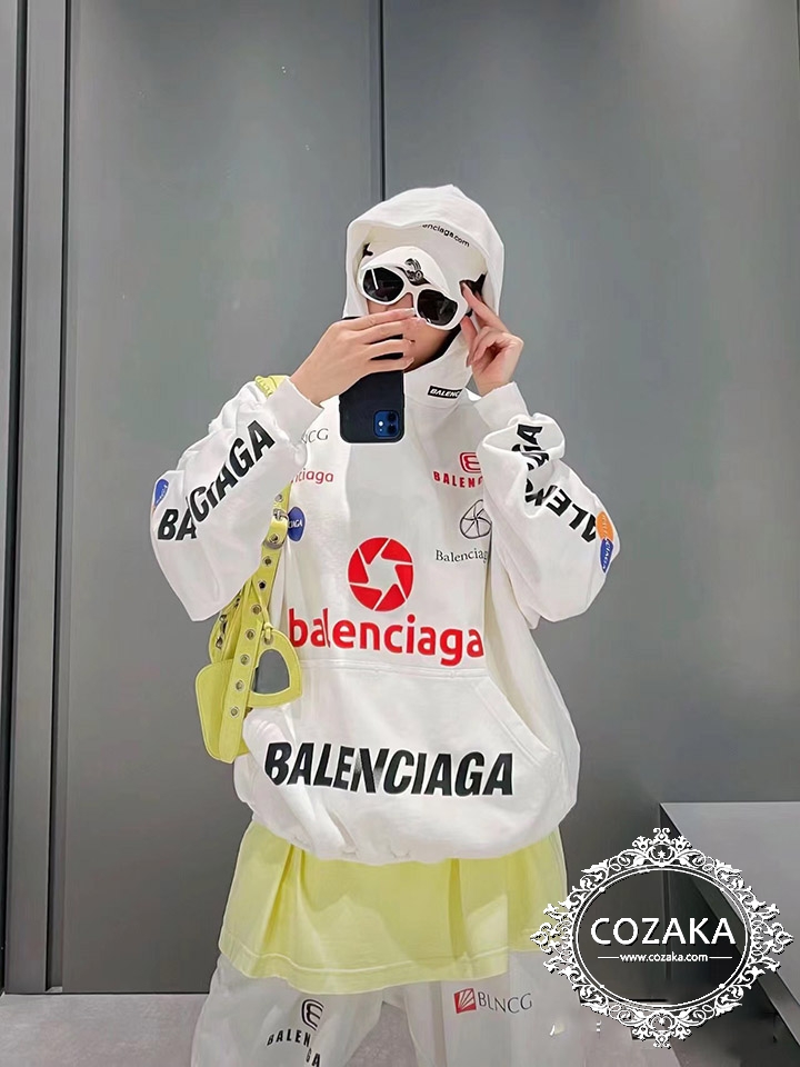 BLCG マルチロゴデザイン フード付きパーカー
