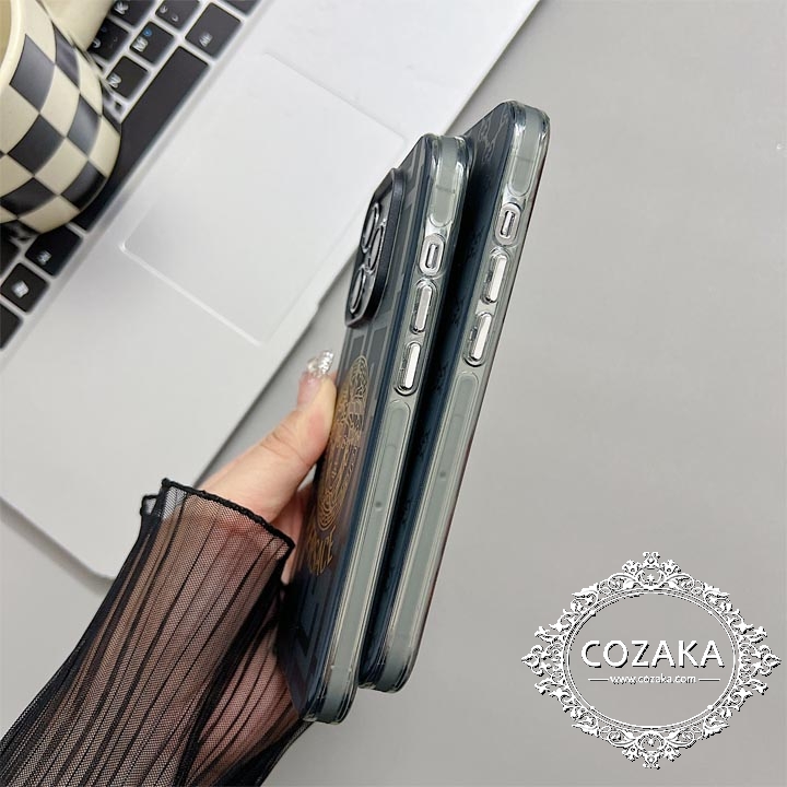 iphone 15プロ 携帯ケースヴェルサーチ風 流行り