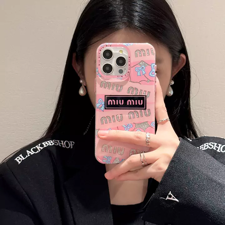 アイフォン 15 chanel スマホケース ブランド柄