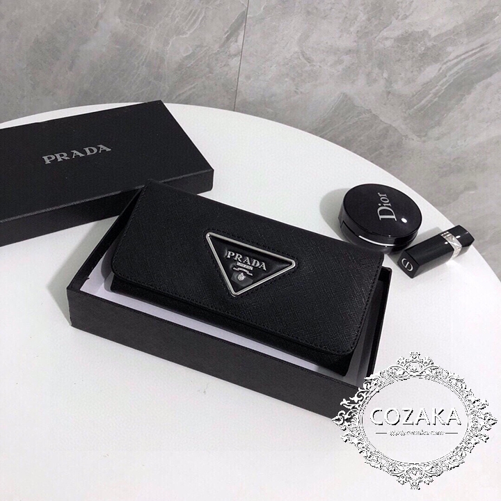 長財布 プレゼント プラダ