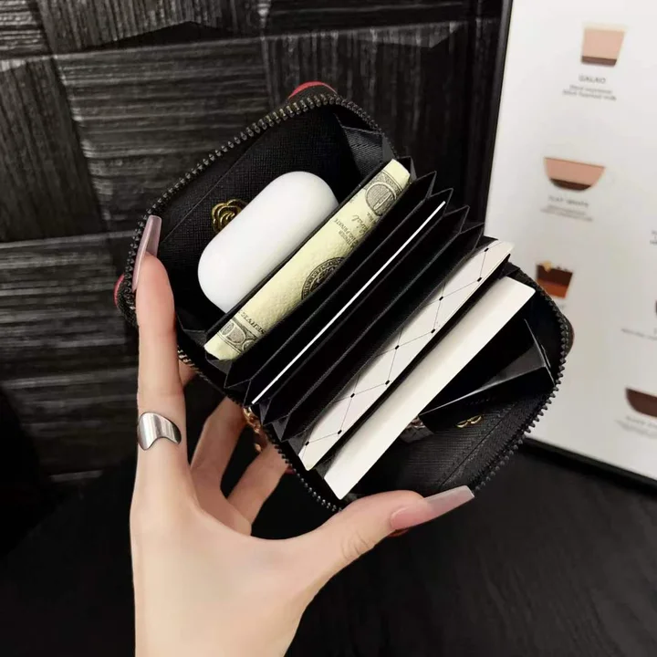 グッチ ミニ財布 レディース