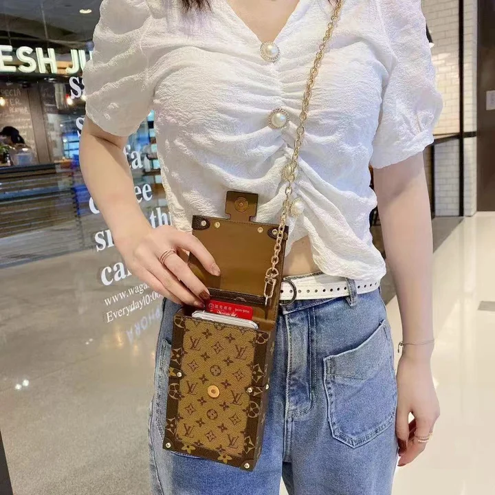 lv 斜めがけ ミニバッグ