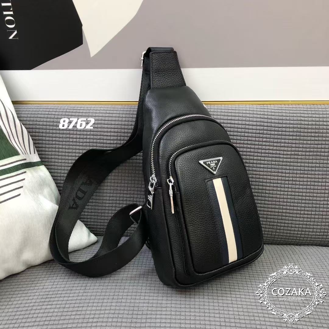 PRADA ワンショルダーリュック ブランド