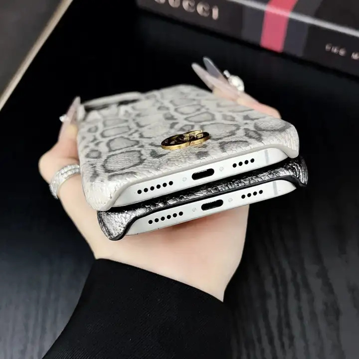 Gucci iphone16pro/16promaxケース