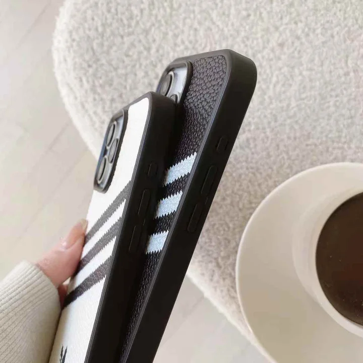 スポーツ風 iphone14ケースアディダス