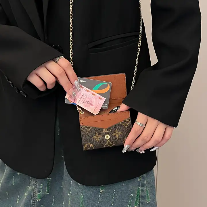 小銭入れ付きウォレット