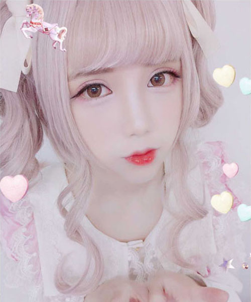 ピンク