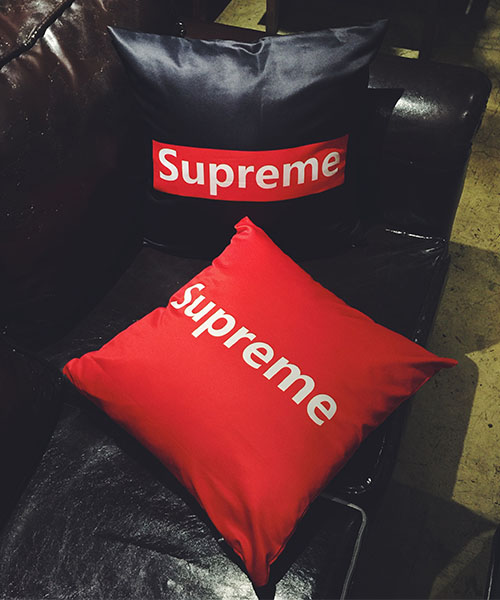 supreme 抱き枕 カバー,シュプリーム ピーチスキン まくら,クロームハーツ 枕