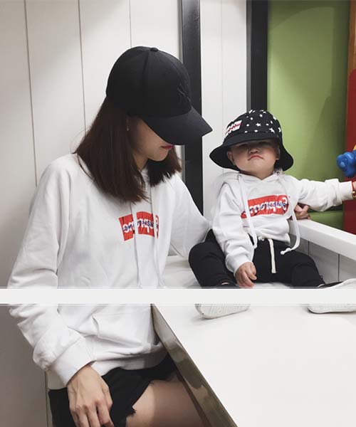 シュプリーム パロディ風 パーカー キッズ,親子服 Supreme プルオーバー おしゃれ