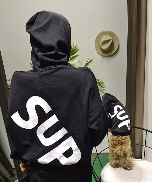 シュプリーム ジップパーカー 犬服,SUPREME パーカー 犬とのペアルック