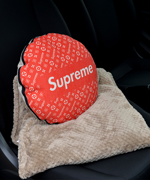 SUPREME 抱き枕 布団 クッション 両用抱き枕